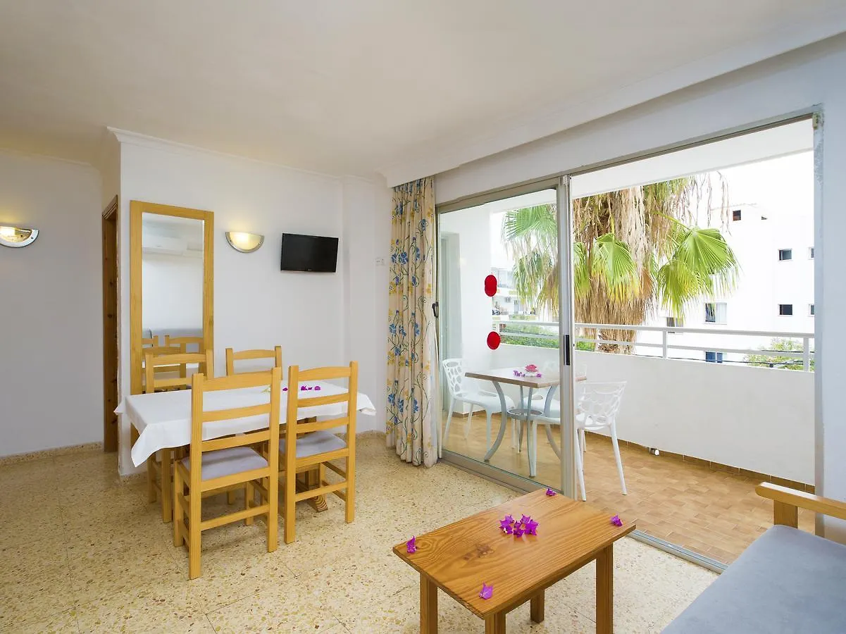 Apartamentos Green Line Bon Sol - Ab Group プラヤ・デン・ボッサ 2*,  スペイン